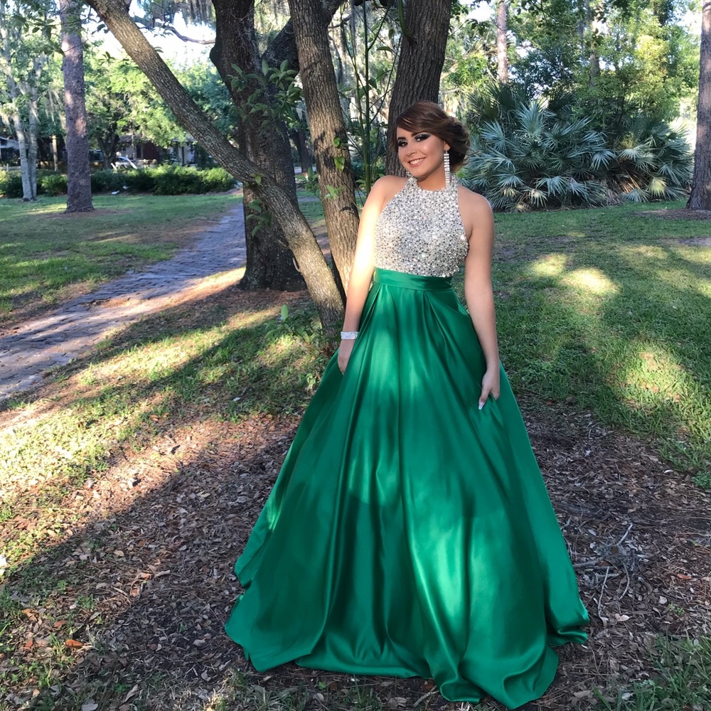 Prom dress